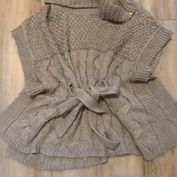 Chunky Knit Sleeveless Cardigan with Turtleneck & Belt