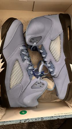 Jordan V 5 SE UNC
