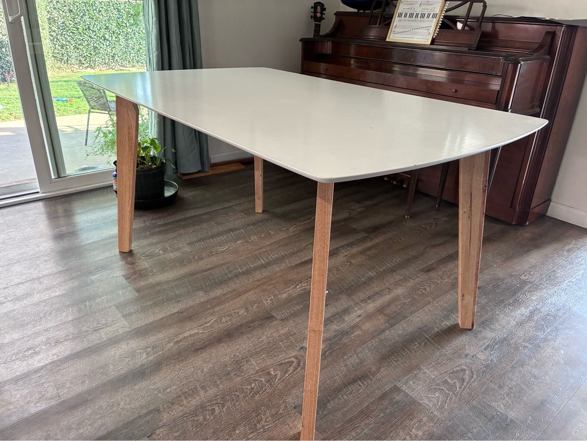Dining Table 3x5ft