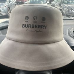Burberry Bucket Hat Size XL
