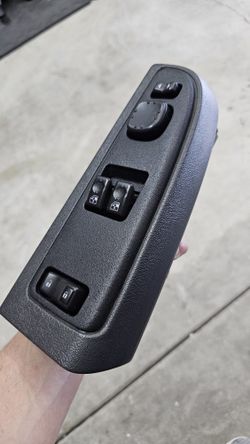 2003-2007 Silverado Sierra Driver Window Switch 