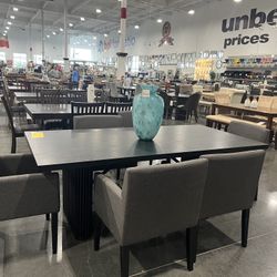 8 Pc Dining Table