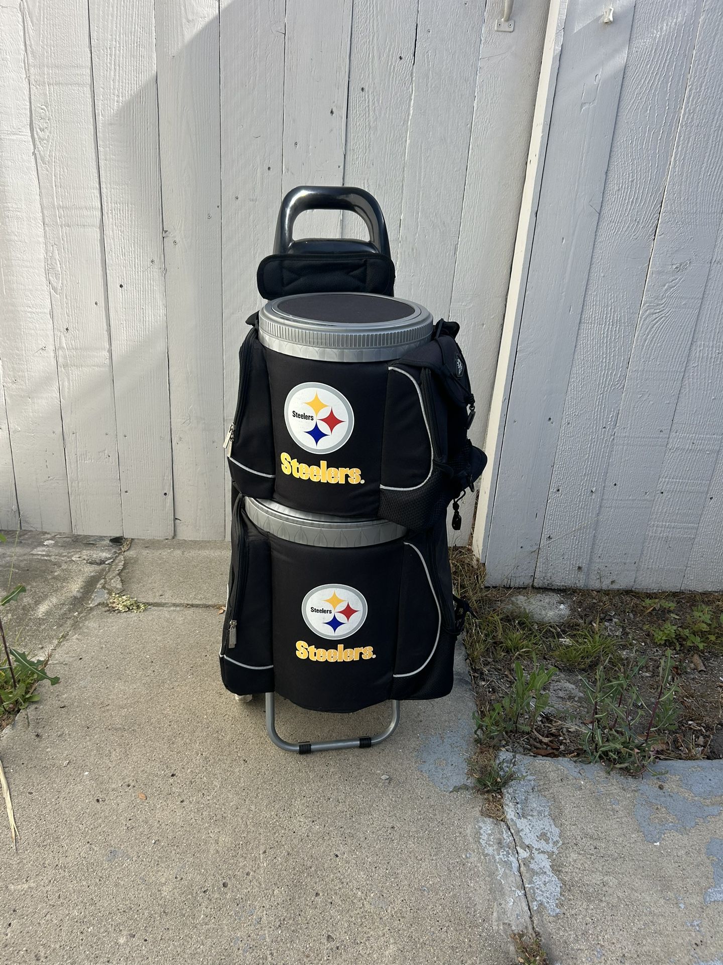 Roll Away Coolers