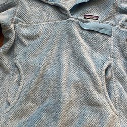 Womens Small Blue Patagonia Pullover 