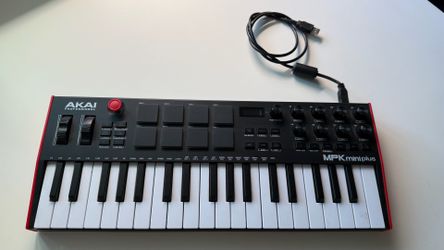 Akai Professional MPK Mini Plus - USB MIDI Keyboard with 37 Mini Keys, 8 MPC Pads,
