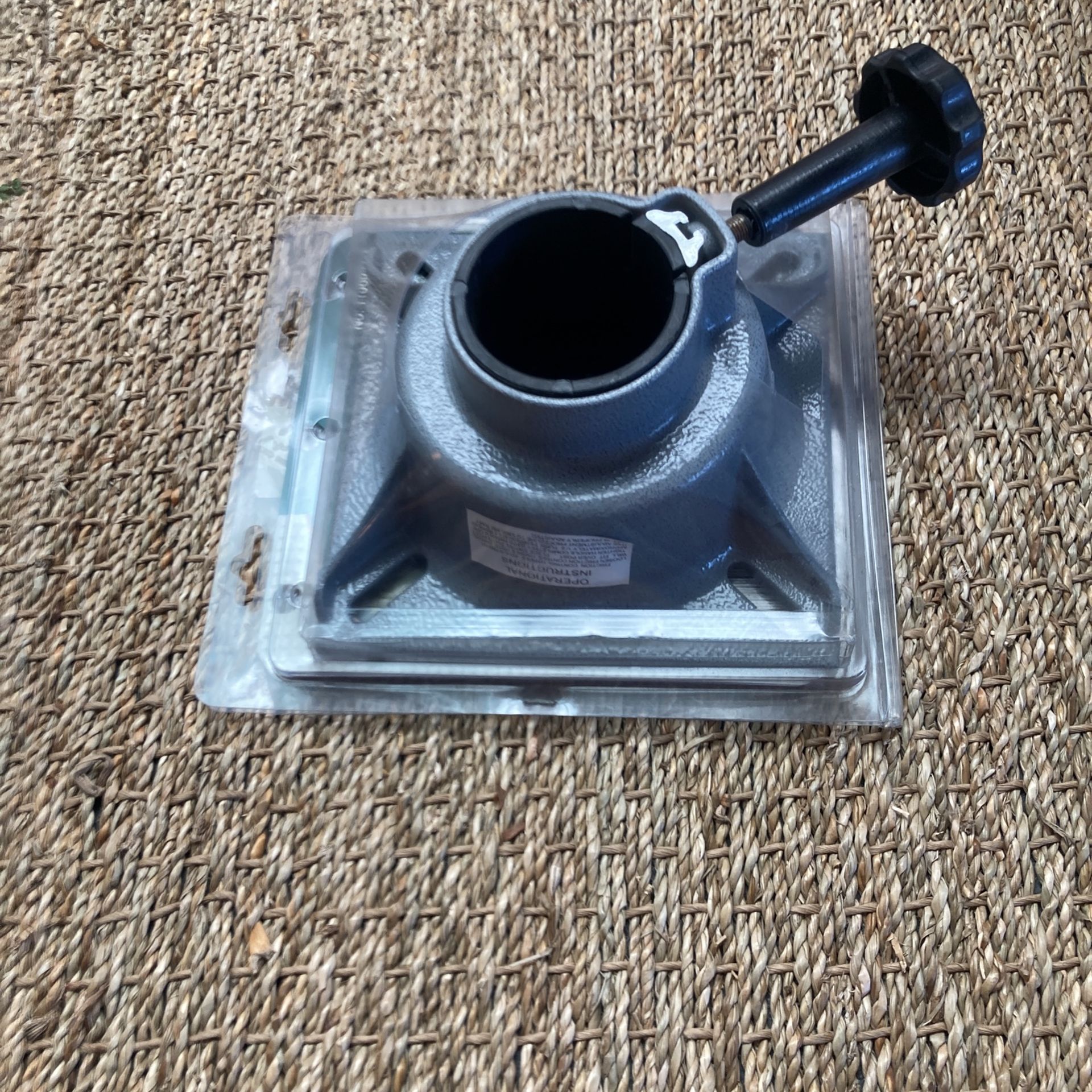RV Pedestal Table Mount