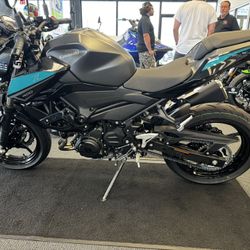 2023 Kawasaki Z400