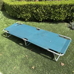 Coleman Green Aluminum Frame Folding Camping Cot