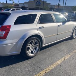 2005 Dodge Magnum