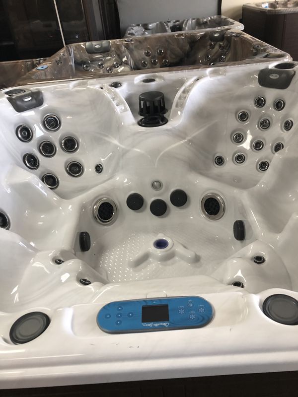 Awesome hot tub deals for Sale in WA OfferUp