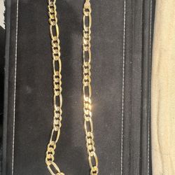 14k figaro chain