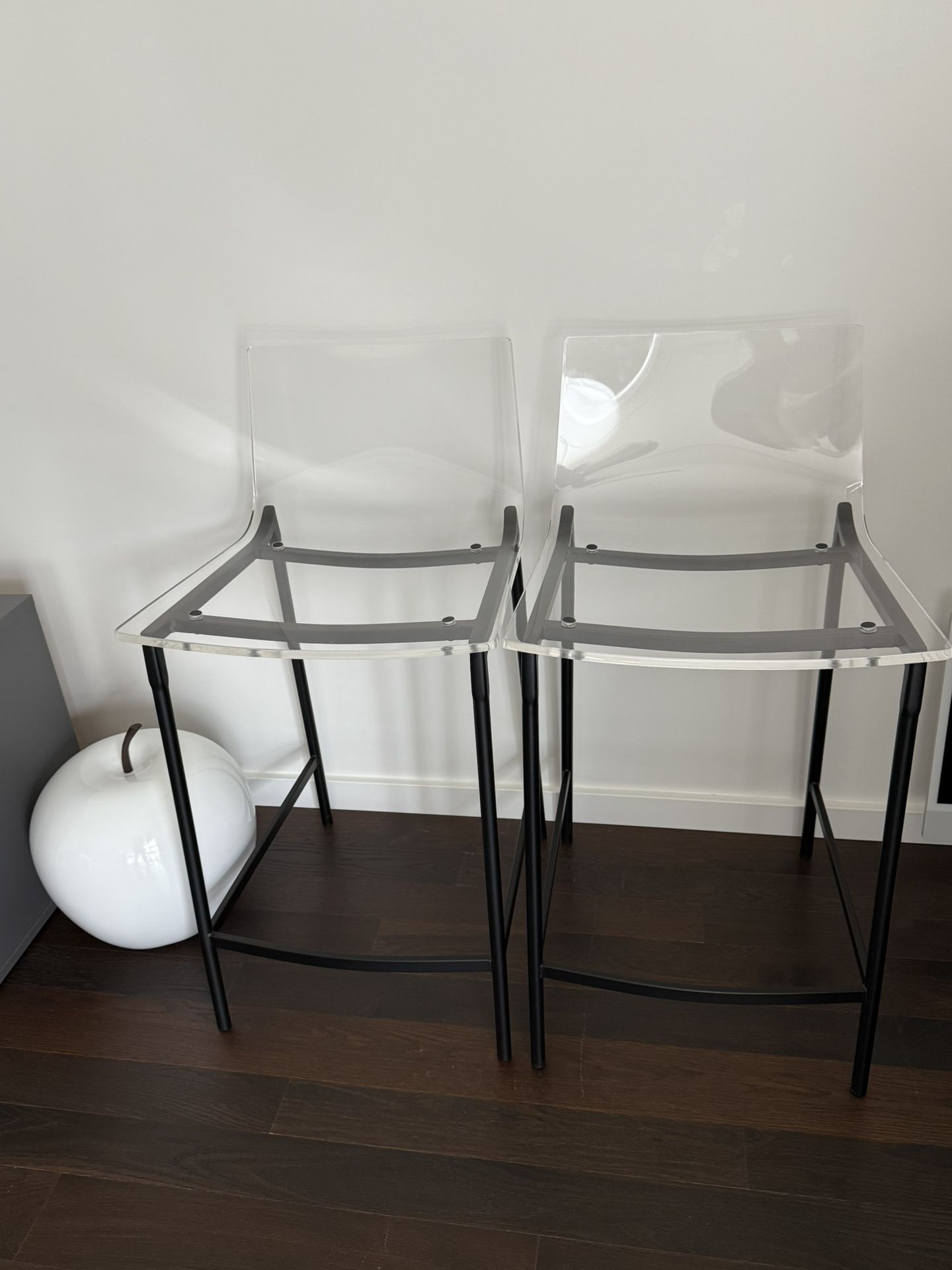 Chiaro Clear Acrylic Counter Stools For Sale (2)