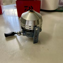 Fishing Reel 