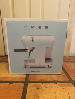 SMEG Retro Espresso Machine with Steam Wand | Brand New in Box | Cream
