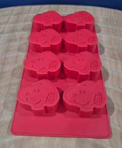 Snoopy Silicone Ice Mold ~ Cute Snoopy Ice Cube Tray