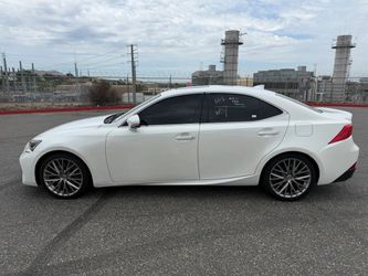 2017 Lexus IS