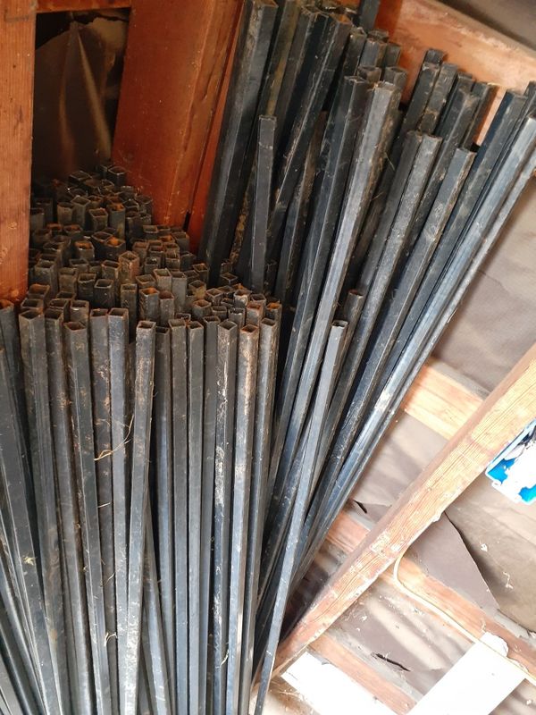 METAL POLES FOR FENCE 200 PIECE for Sale in Sacramento, CA ...