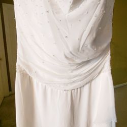 WEDDING/EVENING DRESS $300