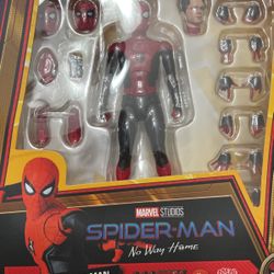 Mafex Spiderman No Way Home No.194