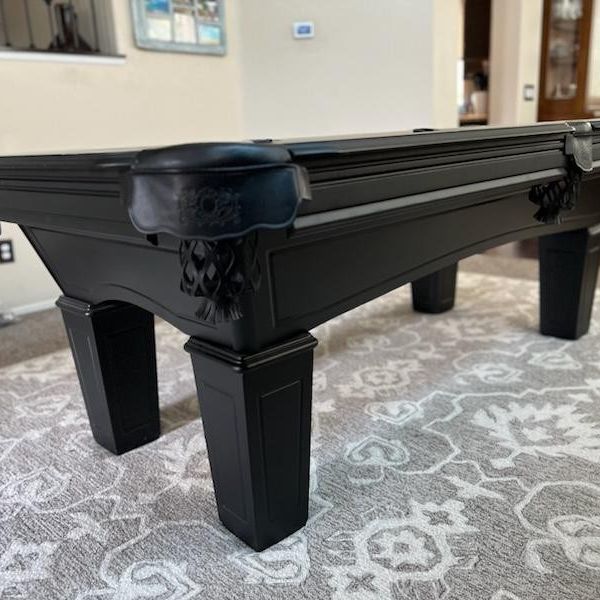 Pool Table 8' Like New Delivery Options Available 