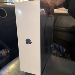 Brand new Apple headphone