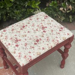 Small stool/table