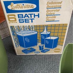 Vintage Mcm Bathroom Decor 