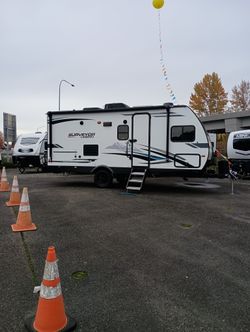 2022 Surveyor Legend 19 ft