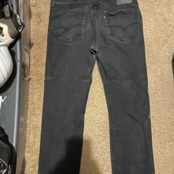 Levi’s Pants 36-32 