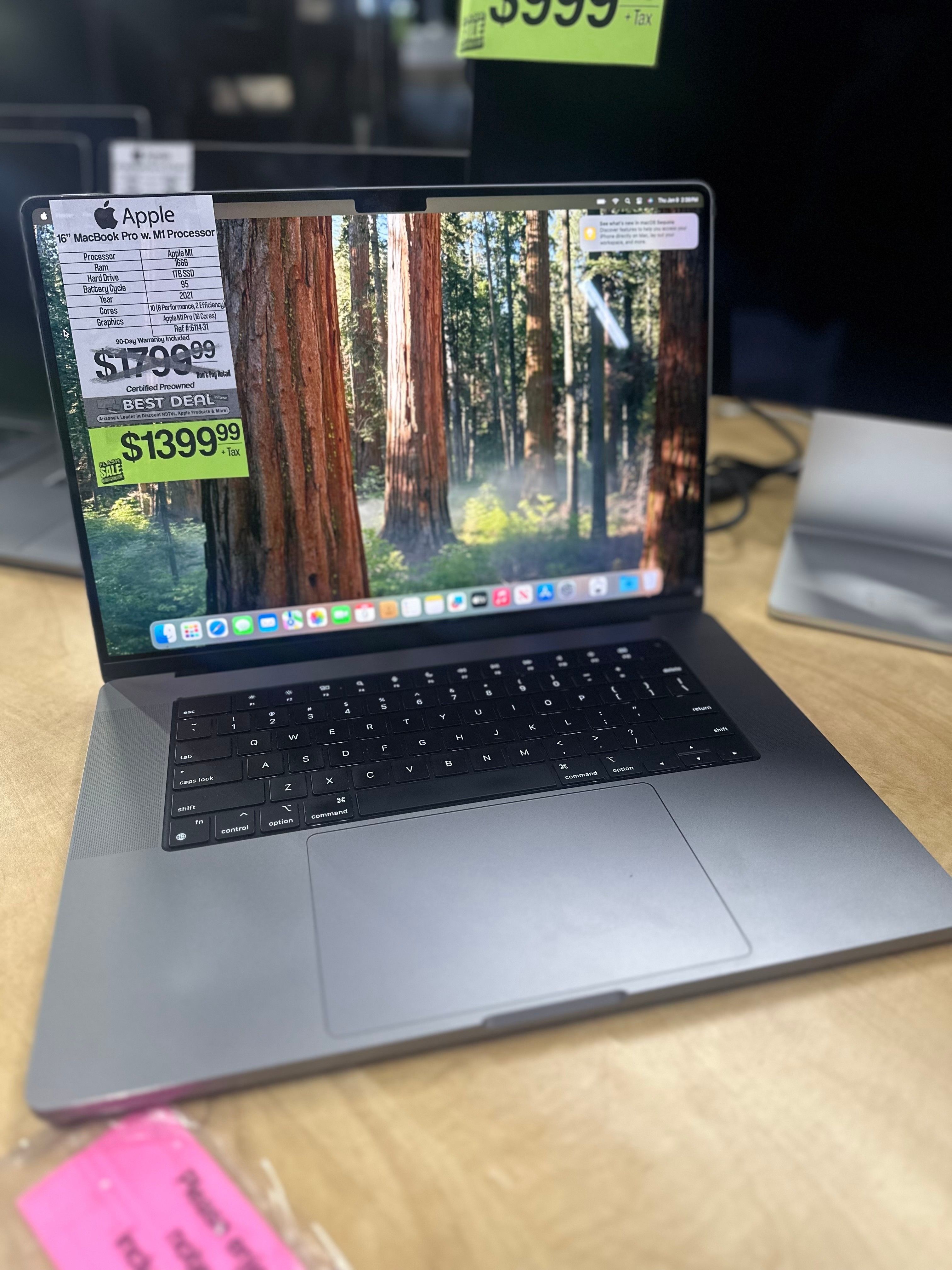 16 Inch Macbook Macbook Pro M1 16gb For Sale HUGE APPLE