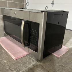 Microwave for sale‼️