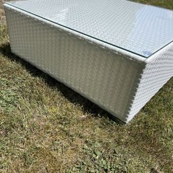 New Outdoor Furniture Table 