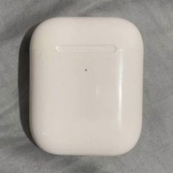 Apple AirPods Wireless Earbuds, Bluetooth Headphones with Lightning Charging Case