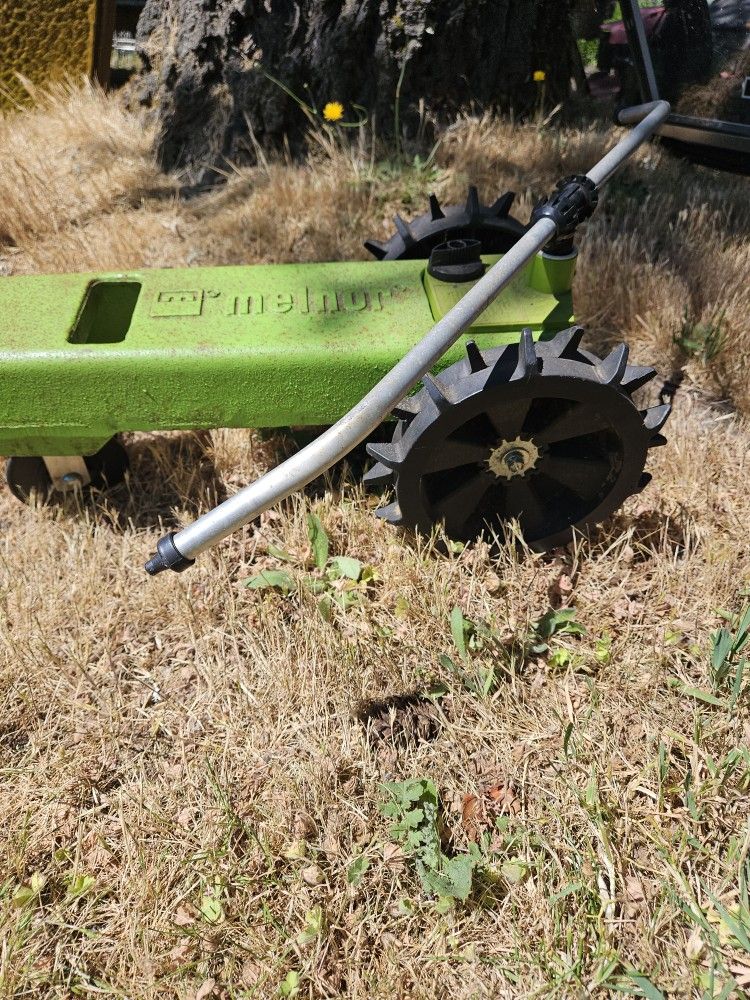 Vintage Melnor Tractor Sprinkler Great Shape