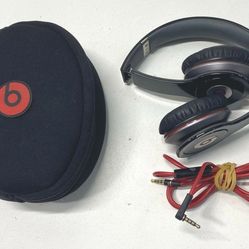 Beats Solo Black Wired On-Ear Headphones with Case