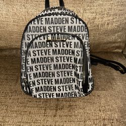 Steve Maddden Babott Backpack Dome Geometric Jacquard Black & Gray Fashion Bag