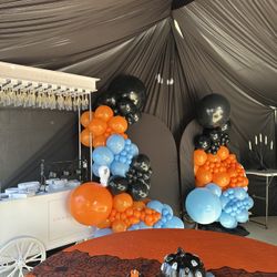 Halloween Balloon Decor 