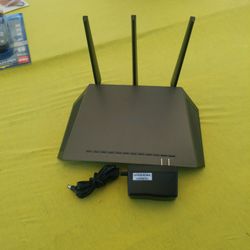 NETGEAR NIGHTHAWK AC 1900 SMART WIFI ROUTER