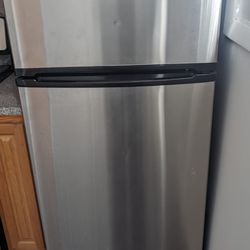 Refrigerator Amana 