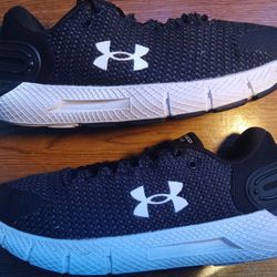Under Armour Shoes Sz 9.5
