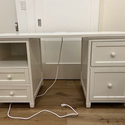 Beadboard Storage Desk Hutch