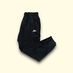 Nike sportswear club fleece cargo sweatpants black men’s large 