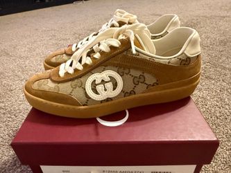 Women's Gucci  trainer with Interlocking G size 5.5