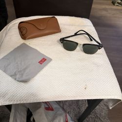 Barely Used Ray Bans