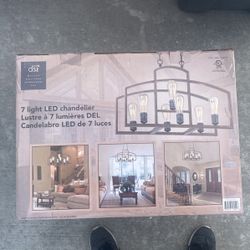 7 Light LED Chandelier 