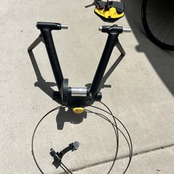 Saris Cycling Trainer