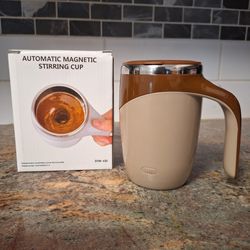 AUTOMATIC MAGNETIC STIRRING CUP, GREAT CONDITION 