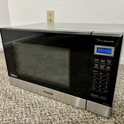 Panasonic 1200 Watt Microwave 