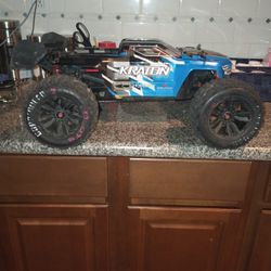 Kraton S 6 With Gear Upgrades Nice Ride Fast$500 Or Best Offer