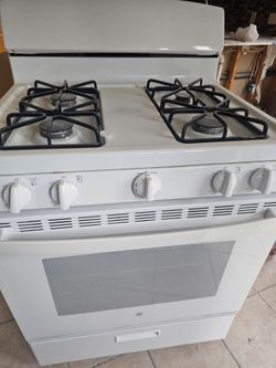 Gas stove